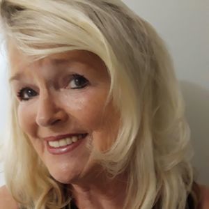 Meet your Posher, Etta